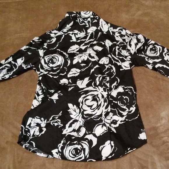 Women's Ralph Lauren Petite Shirt - Picture 4 of 4